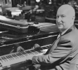 Gary Head at the Grand Piano